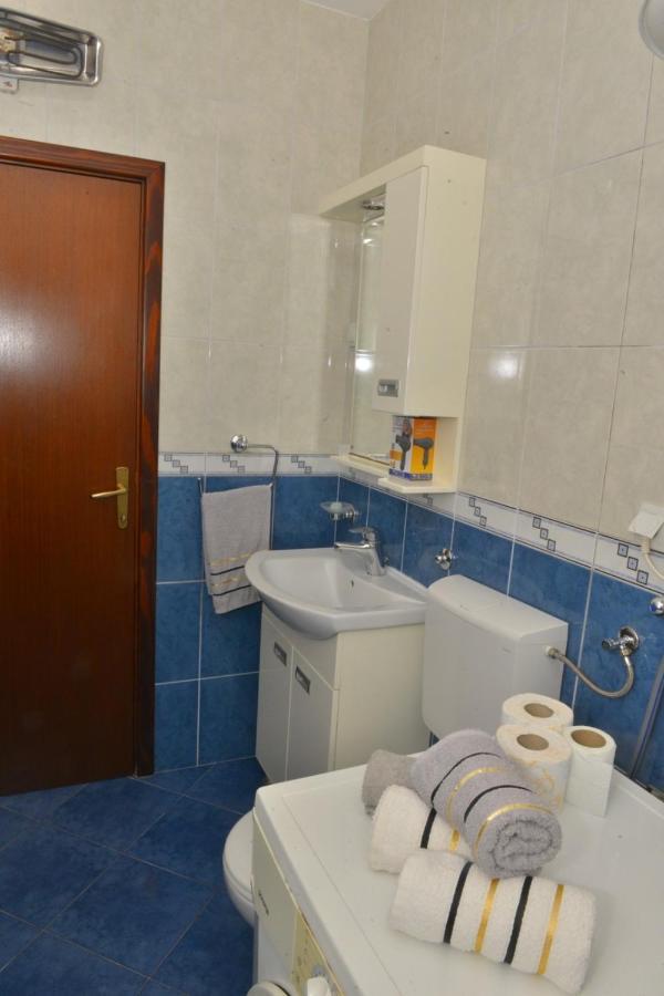 D Apartment Cattaro Esterno foto