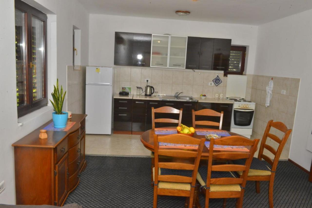 D Apartment Cattaro Esterno foto