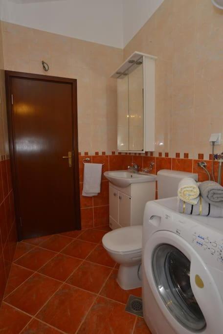 D Apartment Cattaro Esterno foto